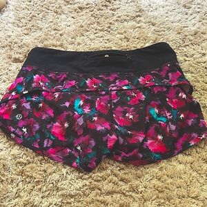 Lululemon speed shorts size 4